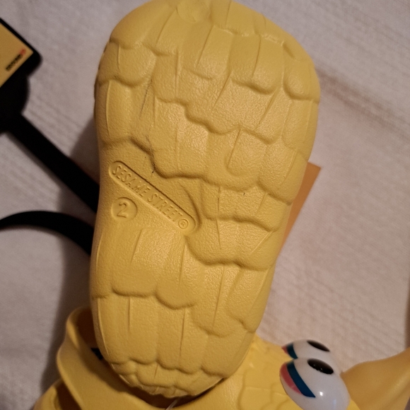 Sesame Street toddler foam sandals, pick size 2, 3, or 4 NWT - Picture 7 of 9